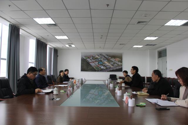 河南师范大学党委.校工会开展巾帼建.我校举办第一届教.